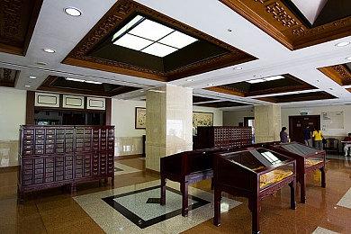 《方舟：生存飞升》“焦土”地图推迟至明年3月